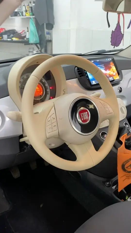 Fiat 500: volante