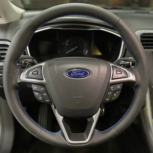 Ford Fusion: volante