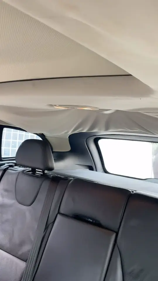 Volvo XC60: teto
