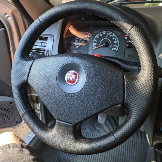 Fiat Siena: portas · volante