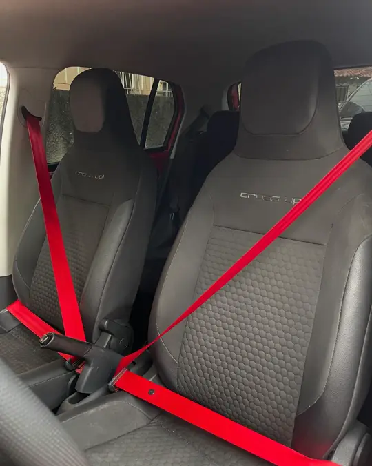VW up!: cintos