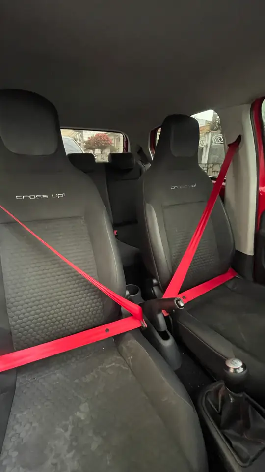 VW up!: cintos